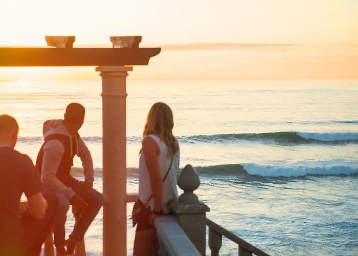 Laneez Ericeira Surf House Hostel