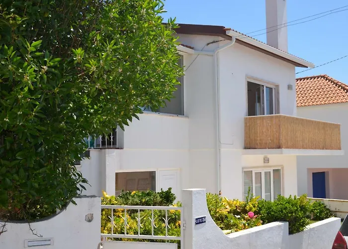 Alaia Surflodge Ericeira